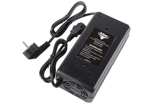 Зарядное устройство для свинцовых тяговых аккумуляторов 60V45A/H (6A) Зарядное устройство для свинцовых тяговых аккумуляторов 60V45A/H (6A)